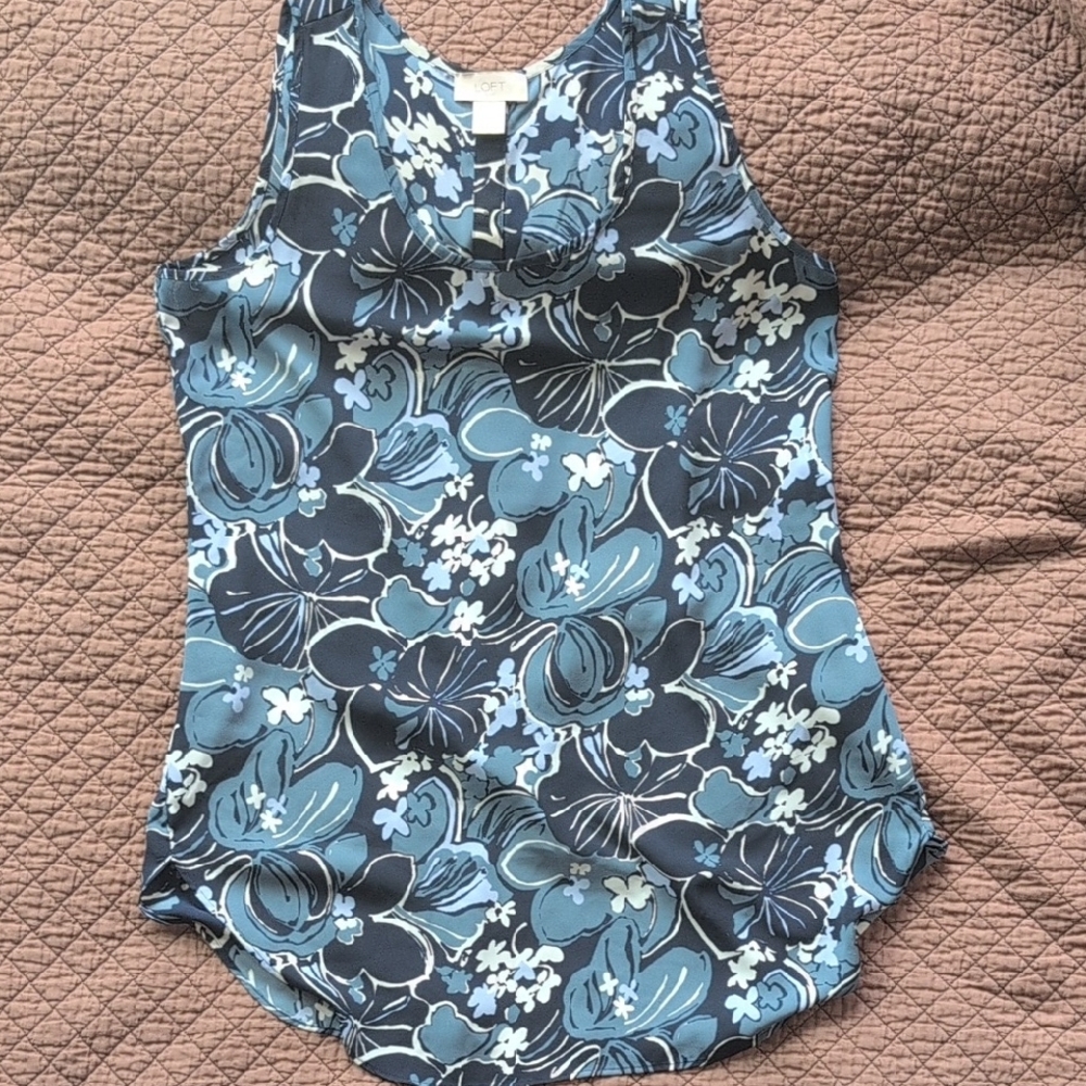LOFT Floral Print Sleeveless Blouse in Dark and Light Blue